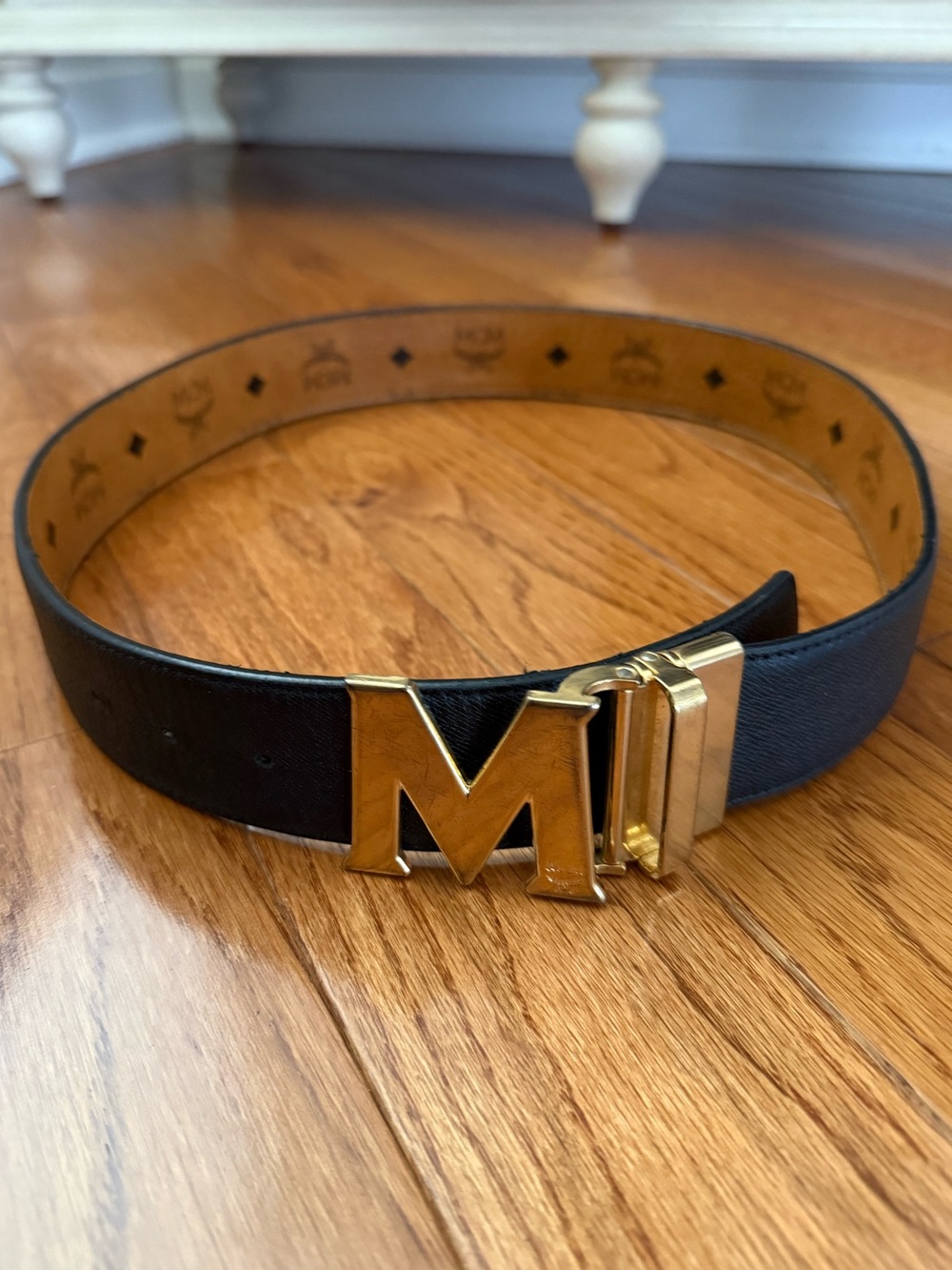 MCM Men’s Leather Belt with dust bag